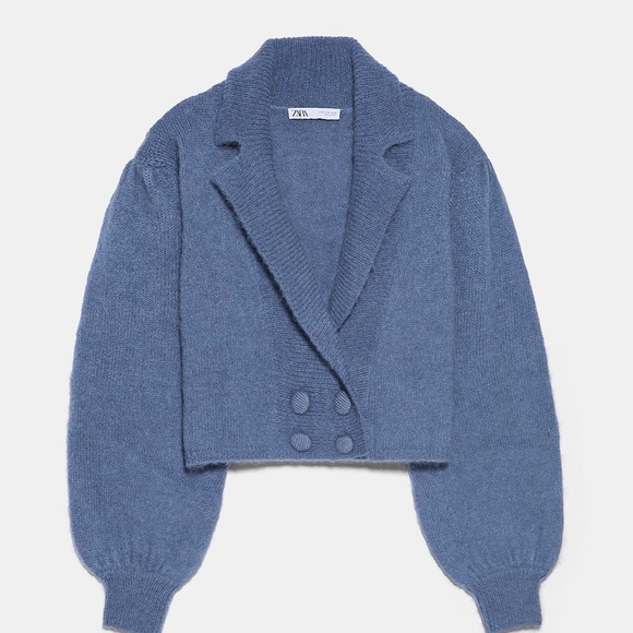 Zara Sweaters - Cropped sweater